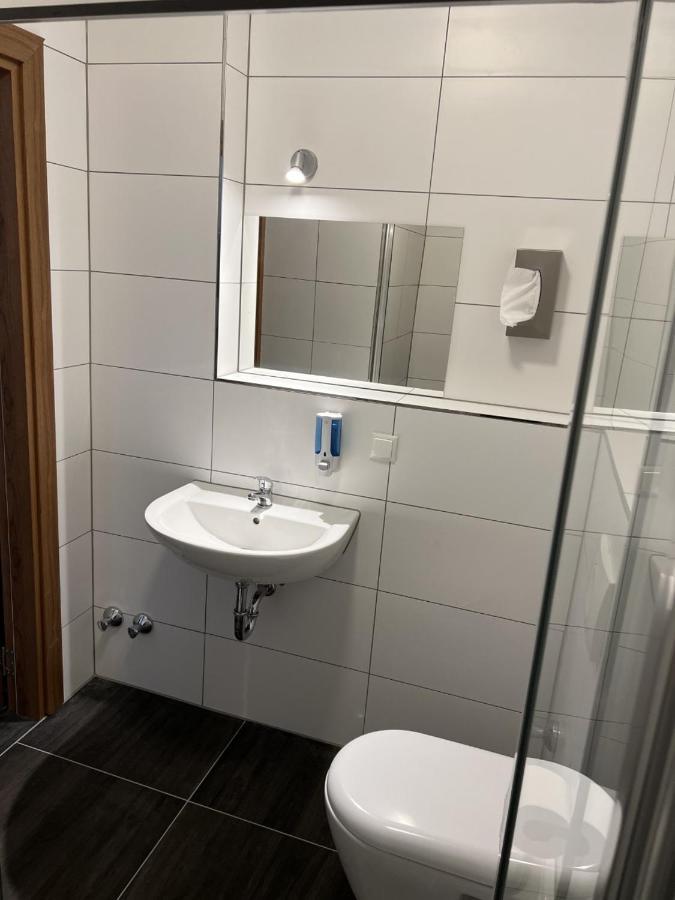 Hotel Pasa Paradies Kostenlose Parkplaetze 美茵河畔哈瑙 外观 照片